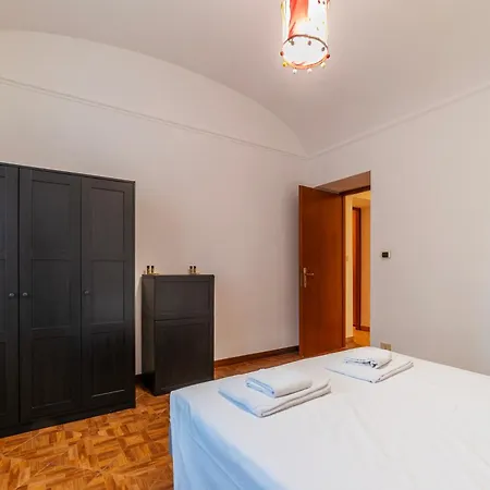 Apartment Joivy Private Garden Near Bardini *